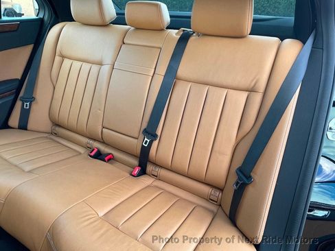 Used 2010 Mercedes-Benz E 350 4MATIC Sedan image 15
