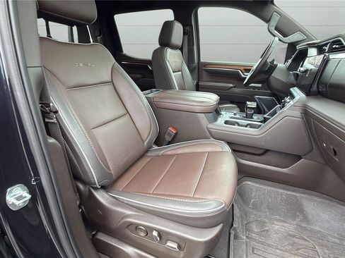 Used 2023 GMC Sierra 1500 Denali w/ Denali Reserve Package image 18