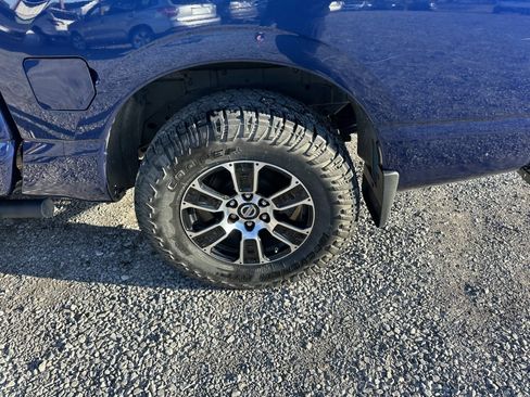 Used 2021 Nissan Titan SV w/ Accessory Utility Package AWD/4WD image 20