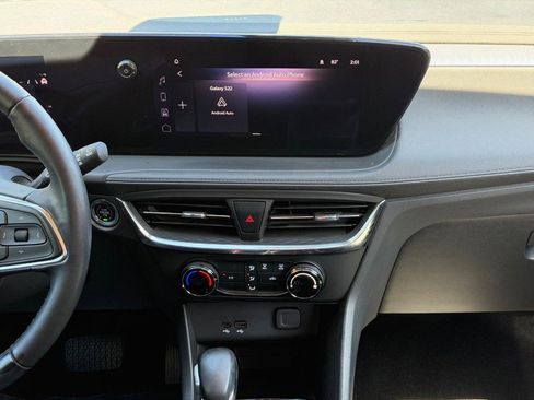 Used 2024 Buick Encore GX Preferred image 13