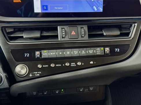 Certified 2025 Lexus ES 350 w/ Premium Package image 16