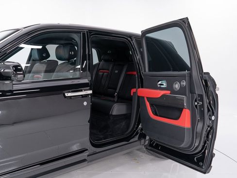 Certified 2023 Rolls-Royce Cullinan Black Badge w/ Driver's Package image 21