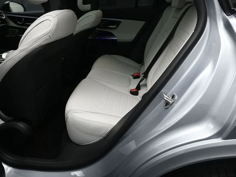 New 2026 Mercedes-Benz GLC 300 image 21