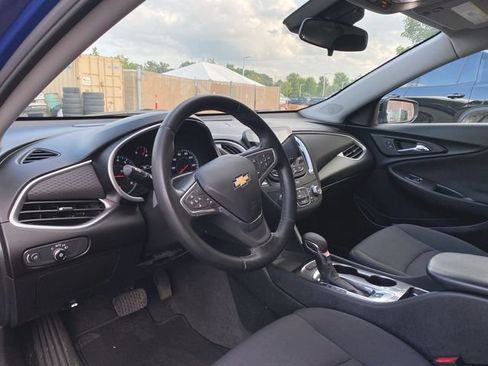 Used 2023 Chevrolet Malibu RS FWD image 10
