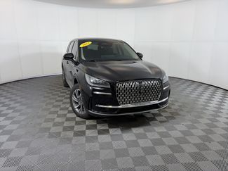 Used 2025 Lincoln Corsair AWD video 1