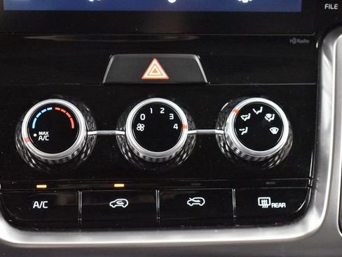 Used 2025 Kia Sorento EX w/ Panoramic Sunroof Package AWD/4WD image 19