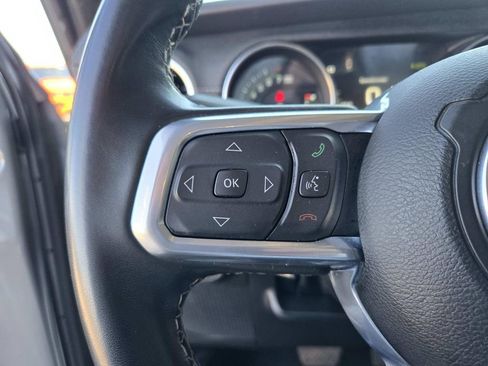 Used 2021 Jeep Wrangler Unlimited Sahara image 24