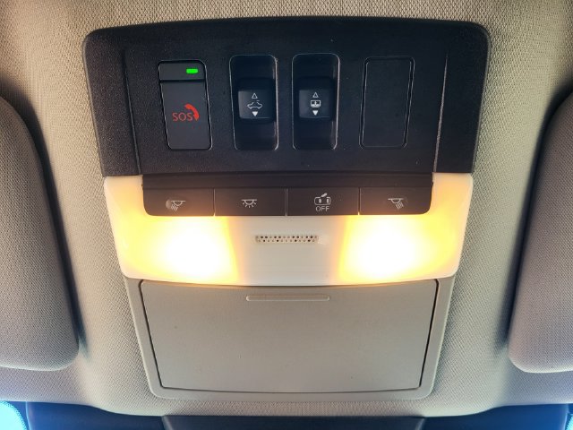 Used 2023 Nissan Pathfinder Platinum w/ Lighting Package (N93) FWD image 19