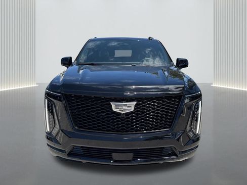 New 2026 Cadillac Escalade ESV Platinum Sport w/ LPO, ONYX Package image 2