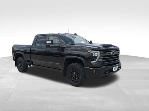 Certified 2024 Chevrolet Silverado 2500 High Country w/ Midnight Edition AWD/4WD image 7