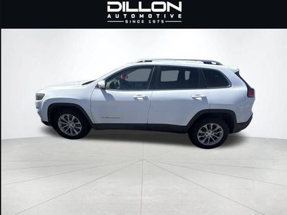 Used 2019 Jeep Cherokee Latitude w/ Popular Appearance Group