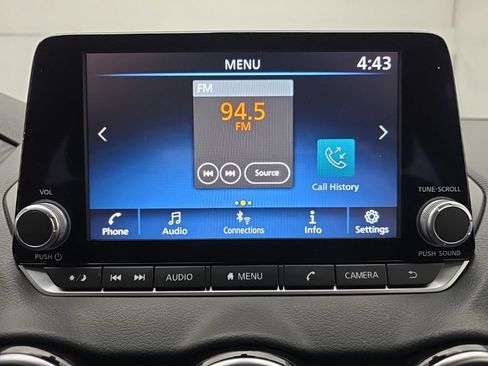 Used 2025 Nissan Sentra SR FWD image 30