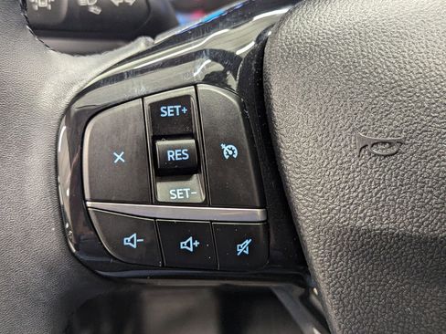 Used 2022 Ford Escape SE w/ Cold Weather Package image 11