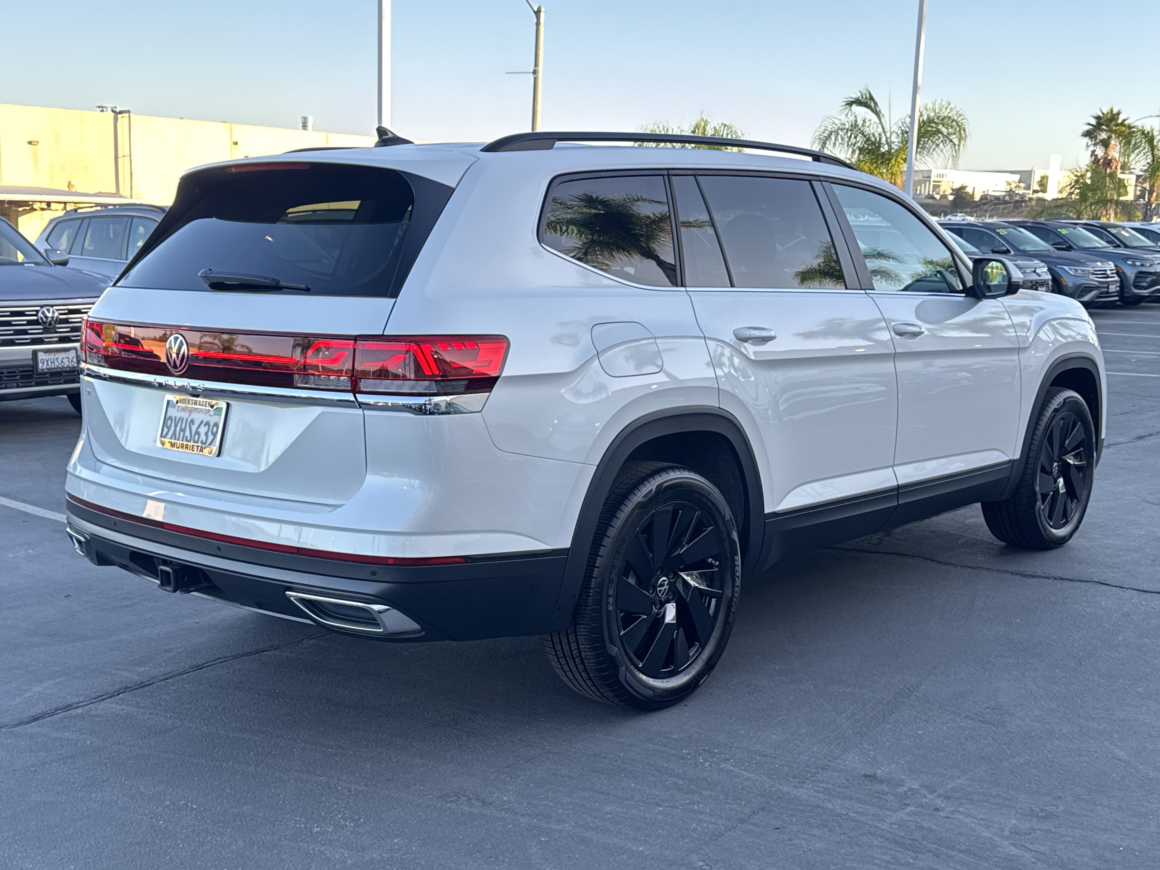 Used 2026 Volkswagen Atlas SE FWD image 9