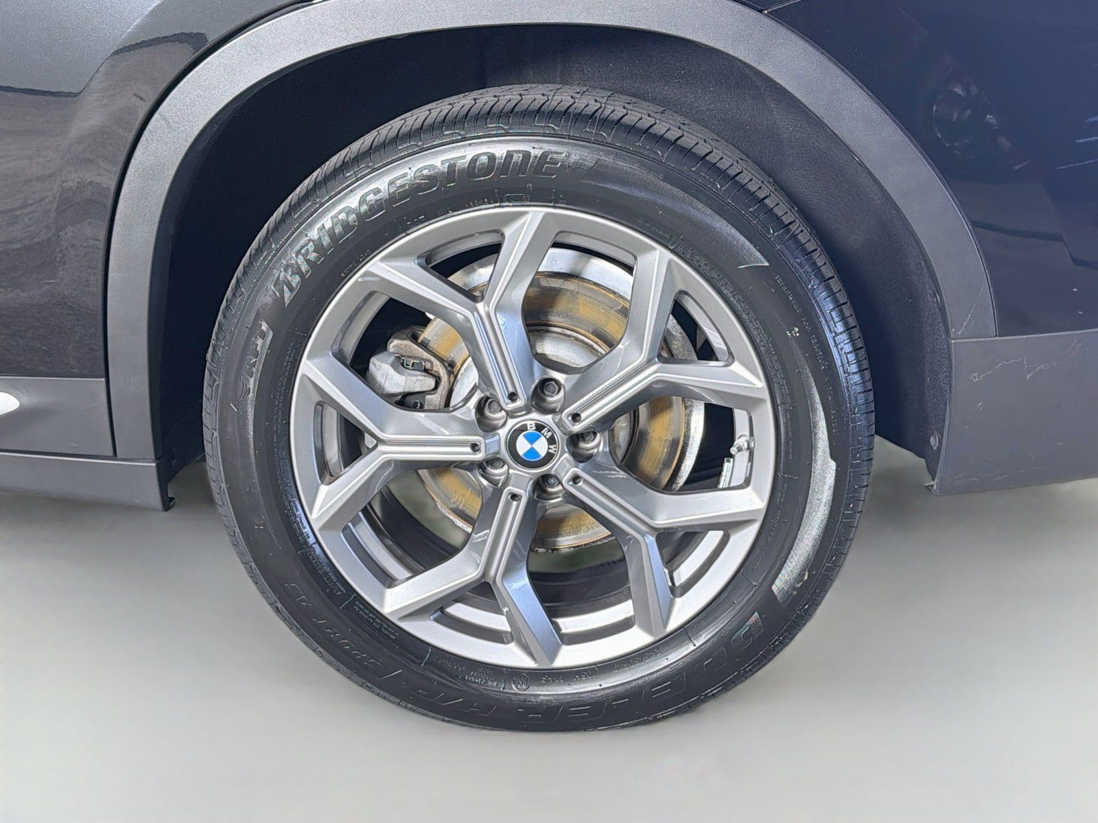 Certified 2024 BMW X4 xDrive30i w/ Premium Package AWD/4WD image 32