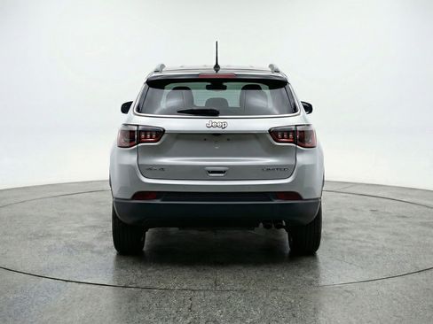 Used 2025 Jeep Compass Limited AWD/4WD image 7