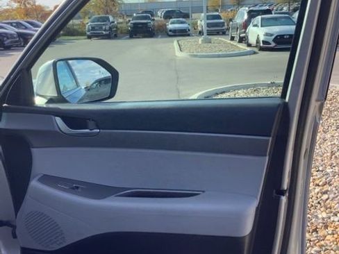 Used 2022 Hyundai Palisade SEL image 23