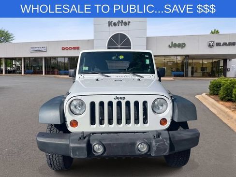 Used 2013 Jeep Wrangler Unlimited Sport AWD/4WD image 3