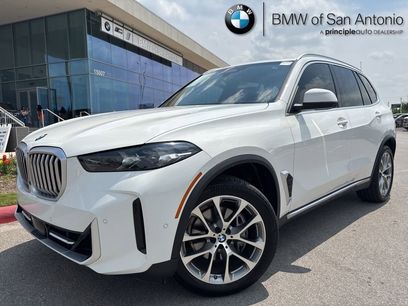 New 2024 BMW X5 xDrive40i w/ Parking Assistance Package