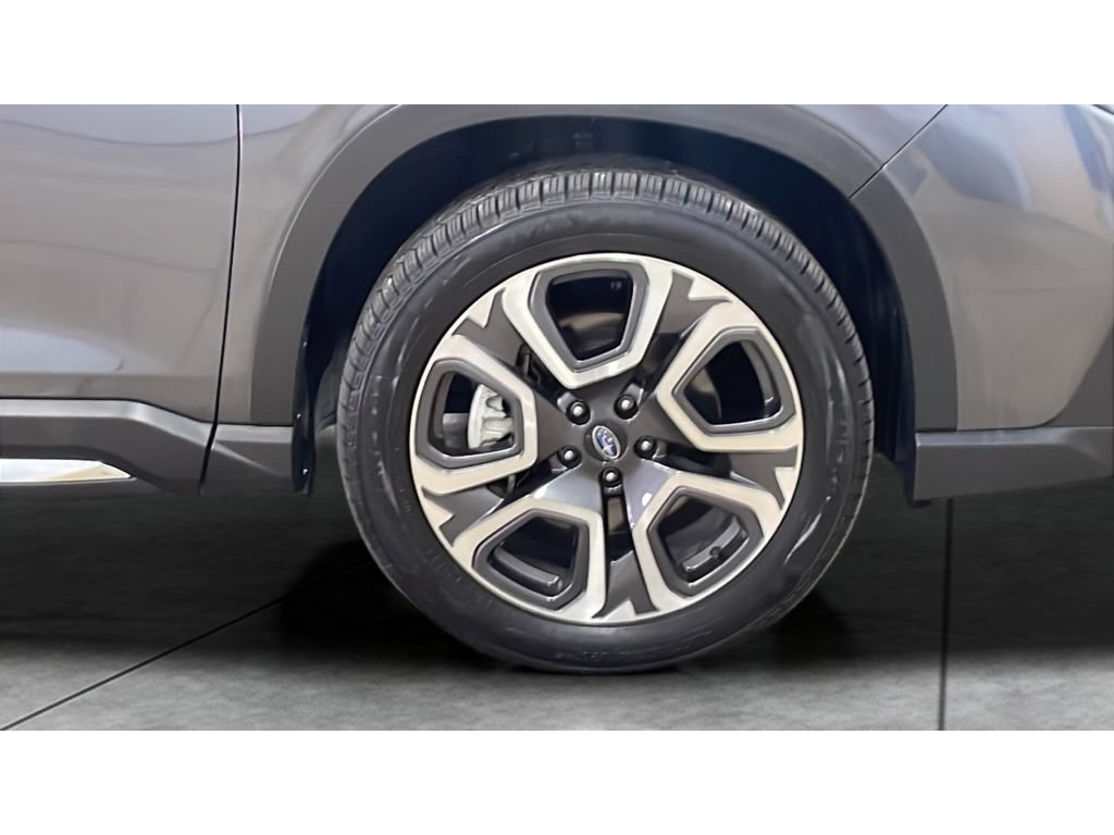 Used 2024 Subaru Ascent Limited AWD/4WD image 19