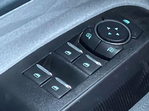 New 2025 Ford Maverick XLT w/ XLT Luxury Package image 33