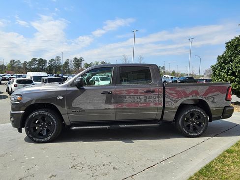 New 2026 RAM 1500 Express AWD/4WD image 4