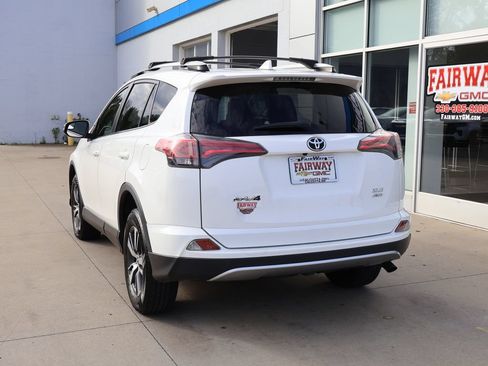 Used 2017 Toyota RAV4 XLE w/ Plus Special Value Package AWD/4WD image 8