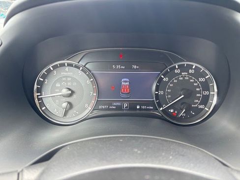 Used 2024 INFINITI QX80 Luxe AWD/4WD image 16