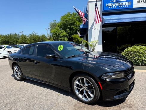 Used 2022 Dodge Charger SXT w/ Plus Group RWD image 4