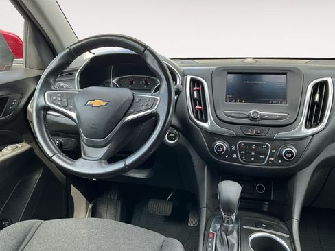 Used 2022 Chevrolet Equinox LT FWD image 10