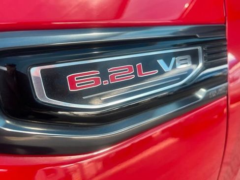 Used 2021 GMC Sierra 1500 AT4 w/ AT4 Value Package AWD/4WD image 2
