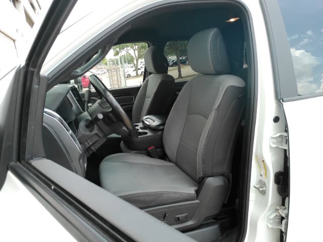 Used 2023 RAM 2500 Big Horn w/ Level 1 Equipment Group AWD/4WD image 14