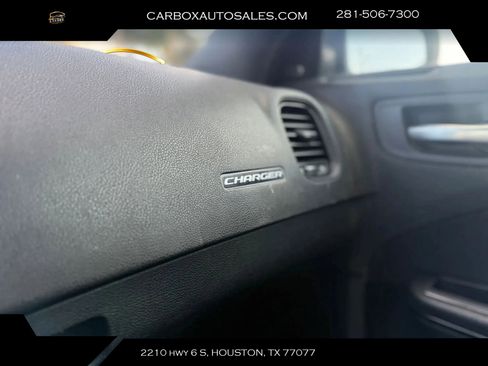 Used 2022 Dodge Charger GT w/ Blacktop Package RWD image 18