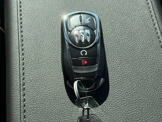 New 2026 Buick Envista Preferred FWD image 18