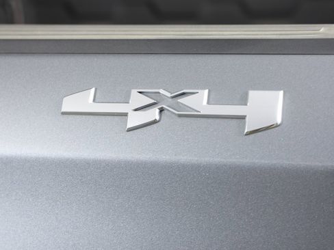 Used 2019 GMC Sierra 1500 SLT image 2