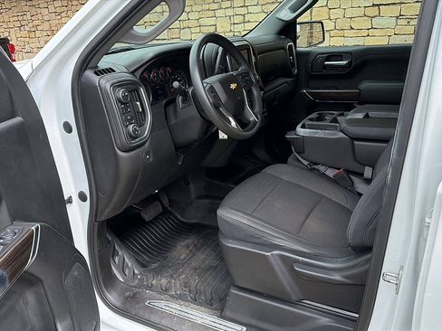 Used 2021 Chevrolet Silverado 1500 LT w/ Remote Start Package AWD/4WD image 13