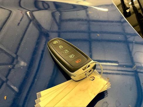 Used 2019 Ford Escape SE AWD/4WD image 9
