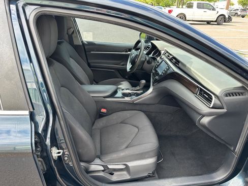 Used 2020 Toyota Camry LE w/ Carpet Mat Package FWD image 16
