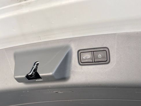 Used 2026 Hyundai Santa Fe SEL AWD/4WD image 23