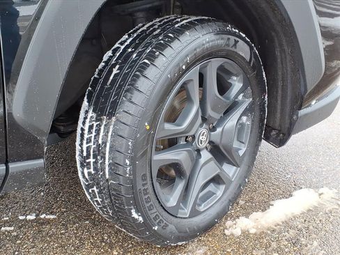 Used 2024 Toyota RAV4 Adventure image 4