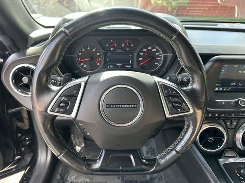 Used 2019 Chevrolet Camaro LT image 15