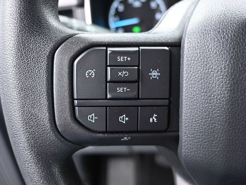 Used 2023 Ford F150 XLT AWD/4WD image 25