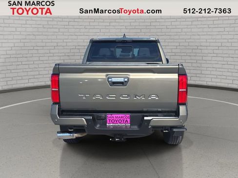 Used 2025 Toyota Tacoma Limited image 6