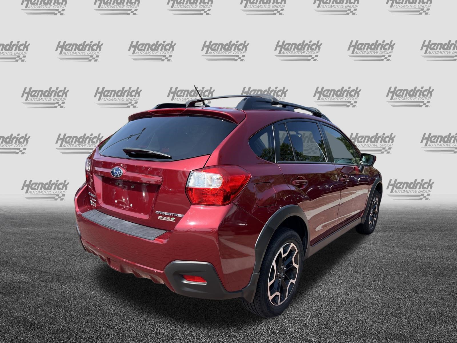 Used 2017 Subaru Crosstrek 2.0i Premium w/ Moonroof Package AWD/4WD image 10