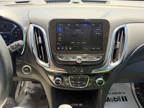 Used 2024 Chevrolet Equinox Premier AWD/4WD image 36