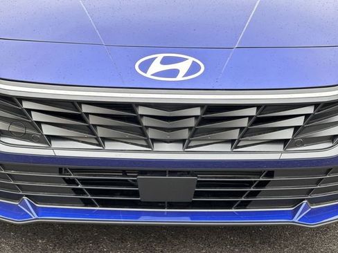 New 2026 Hyundai Elantra Limited image 33