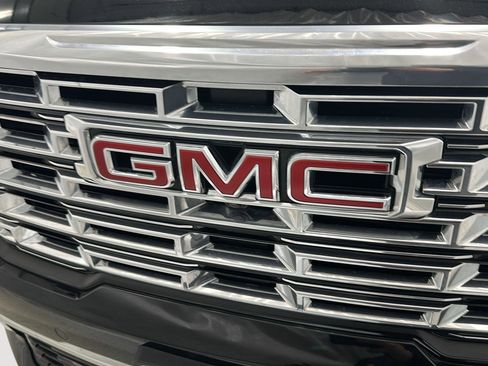 Used 2025 GMC Acadia Denali w/ Super Cruise Package image 29