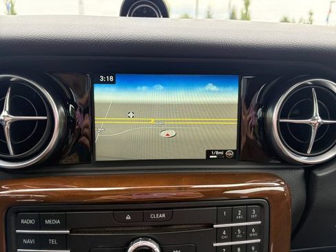 Used 2017 Mercedes-Benz SLC 300 image 26