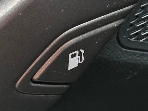 Used 2013 Hyundai Santa Fe Sport 2.0T FWD image 16
