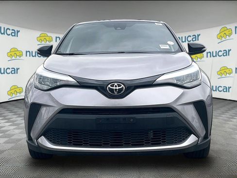 Used 2020 Toyota C-HR XLE image 2